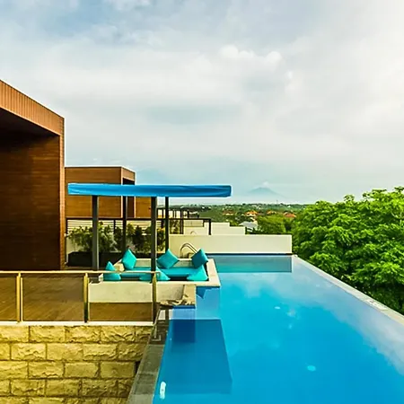 Nusa Dua Bayview Villas